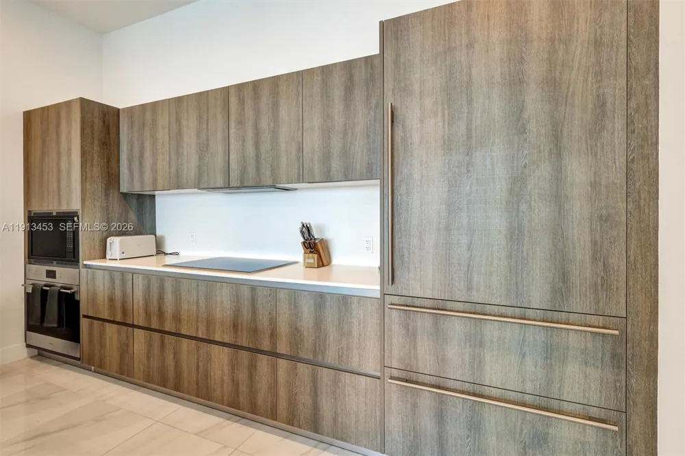 17550 Collins Ave #PH2 Sunny Isles Beach, FL 33160