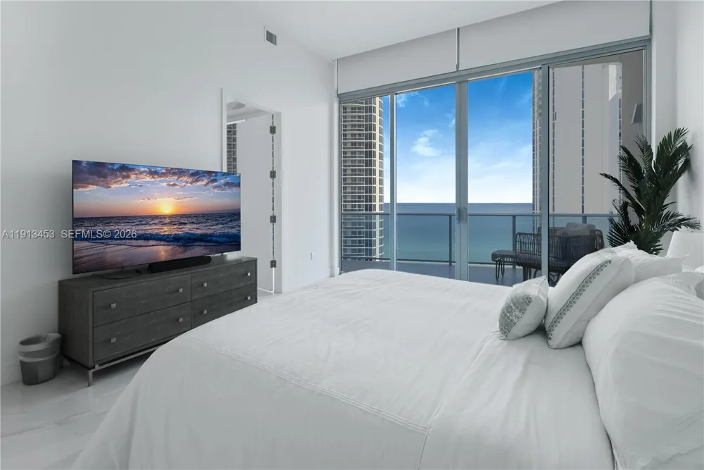 17550 Collins Ave #PH2 Sunny Isles Beach, FL 33160