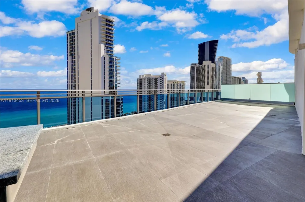 17550 Collins Ave #PH2 Sunny Isles Beach, FL 33160