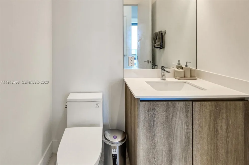 17550 Collins Ave #PH2 Sunny Isles Beach, FL 33160
