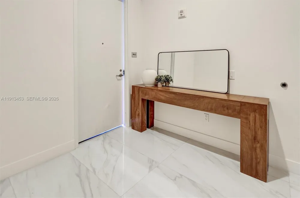 17550 Collins Ave #PH2 Sunny Isles Beach, FL 33160