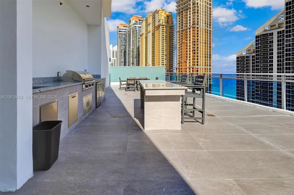 17550 Collins Ave #PH2 Sunny Isles Beach, FL 33160
