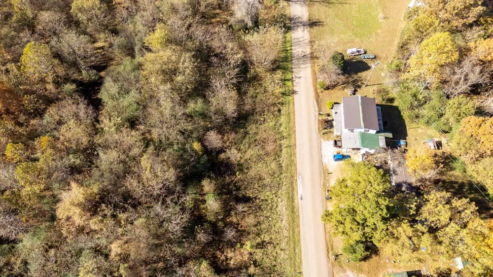 8069 OLD STAGE RD Adamsville, TN 38310