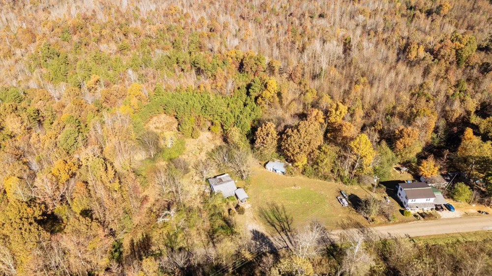8069 OLD STAGE RD Adamsville, TN 38310