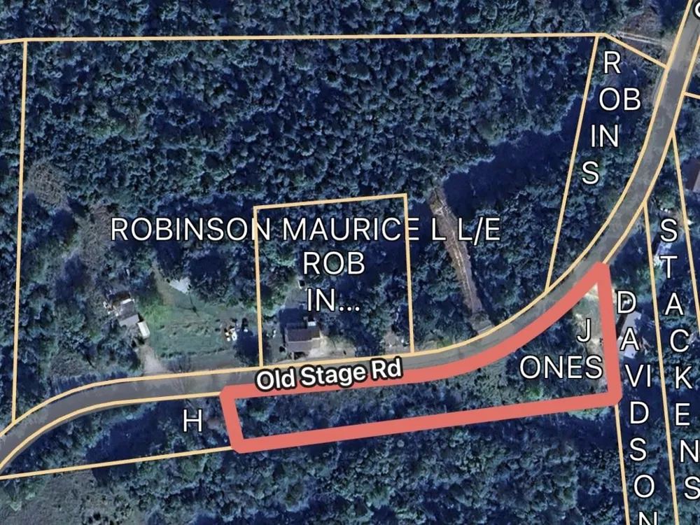 8069 OLD STAGE RD Adamsville, TN 38310