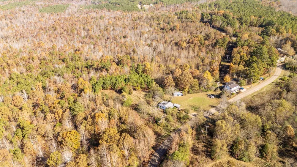 8069 OLD STAGE RD Adamsville, TN 38310