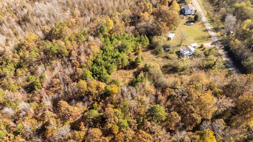 8069 OLD STAGE RD Adamsville, TN 38310