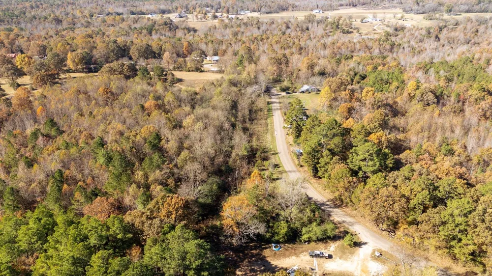 8069 OLD STAGE RD Adamsville, TN 38310