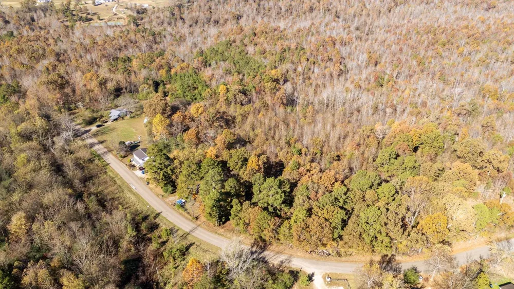 8069 OLD STAGE RD Adamsville, TN 38310
