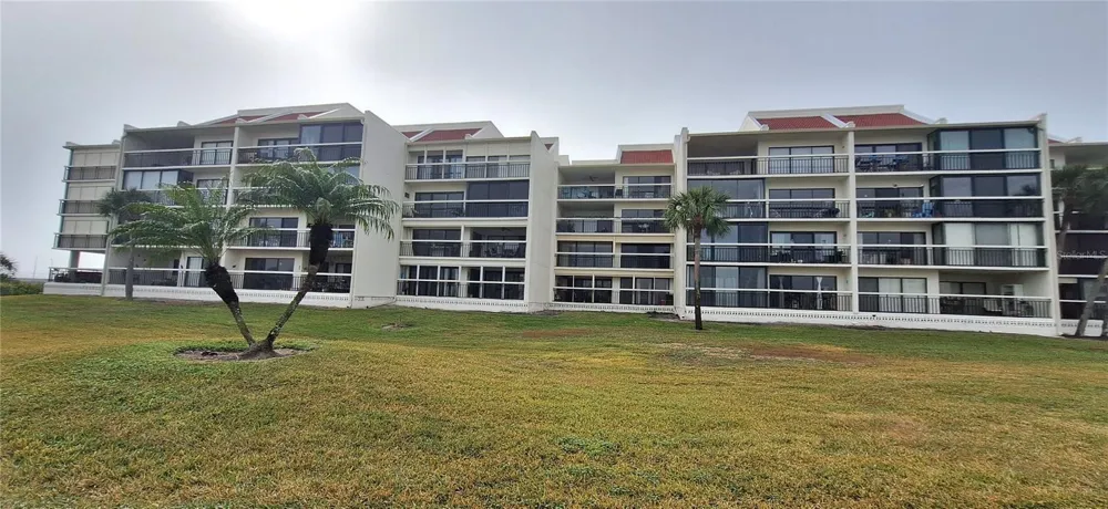7907 SAILBOAT KEY BOULEVARD S #205 South Pasadena, FL 33707
