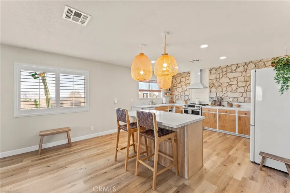1388 Fortuna Avenue Landers, CA 92285