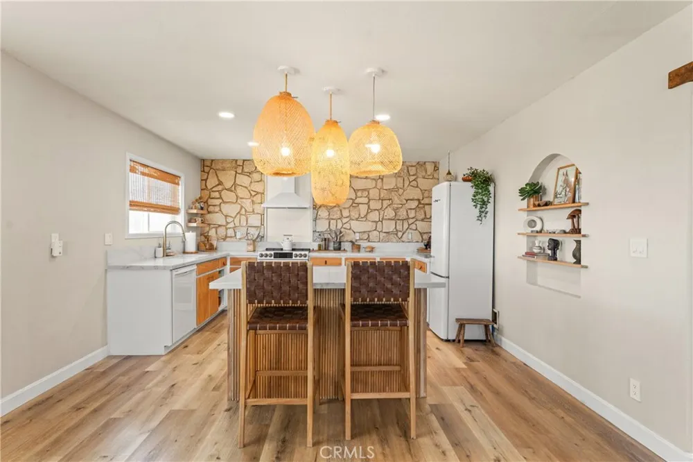 1388 Fortuna Avenue Landers, CA 92285