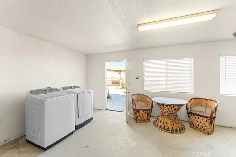 1388 Fortuna Avenue Landers, CA 92285