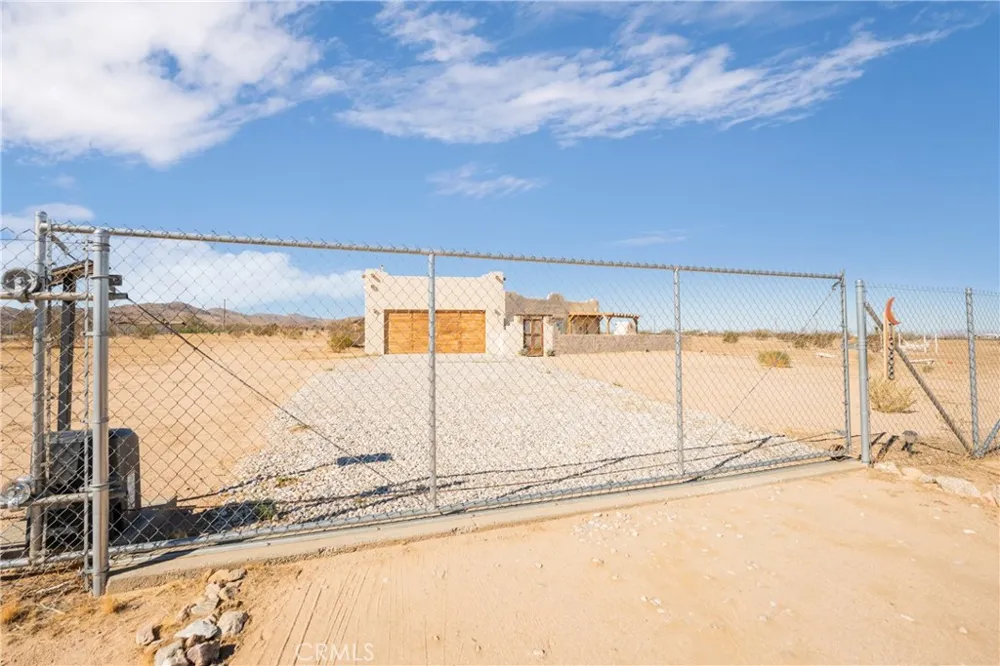 1388 Fortuna Avenue Landers, CA 92285