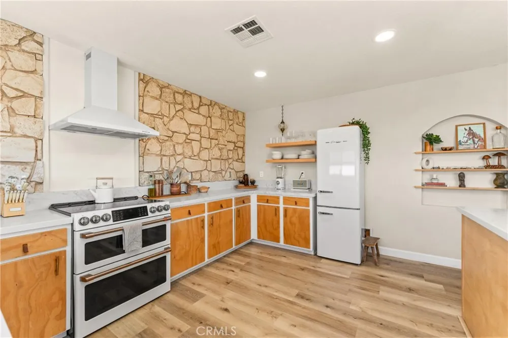 1388 Fortuna Avenue Landers, CA 92285