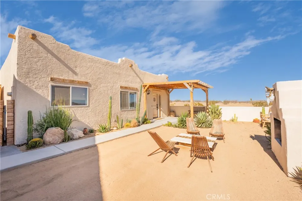 1388 Fortuna Avenue Landers, CA 92285