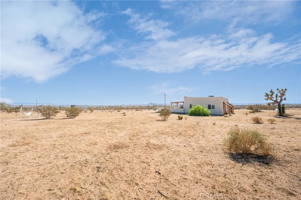1388 Fortuna Avenue Landers, CA 92285