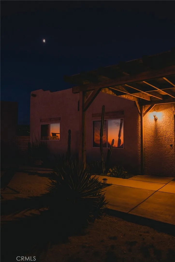 1388 Fortuna Avenue Landers, CA 92285