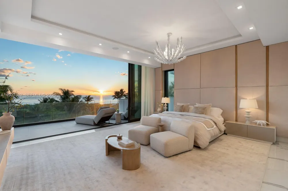 7845 Atlantic Way Miami Beach, FL 33141