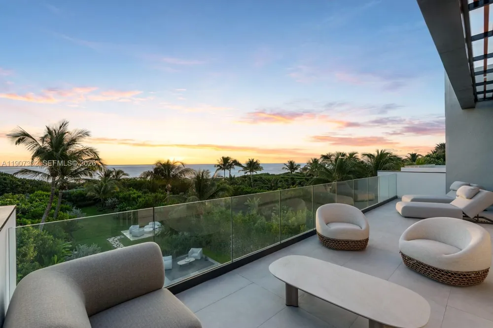 7845 Atlantic Way Miami Beach, FL 33141