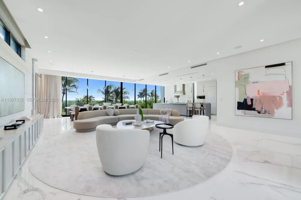 7845 Atlantic Way Miami Beach, FL 33141