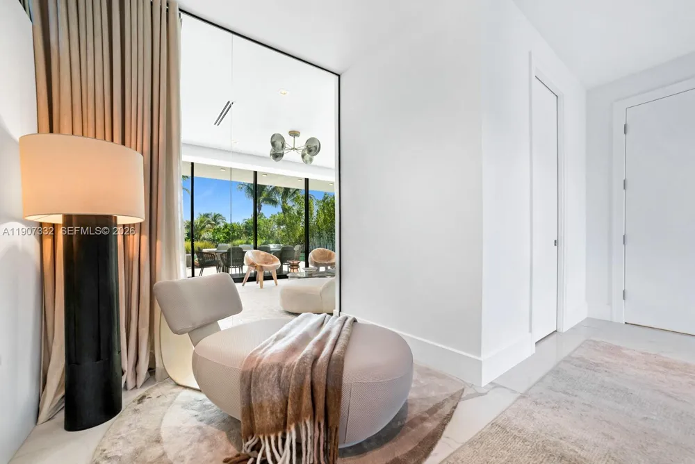 7845 Atlantic Way Miami Beach, FL 33141