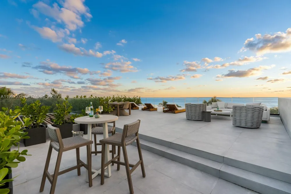 7845 Atlantic Way Miami Beach, FL 33141