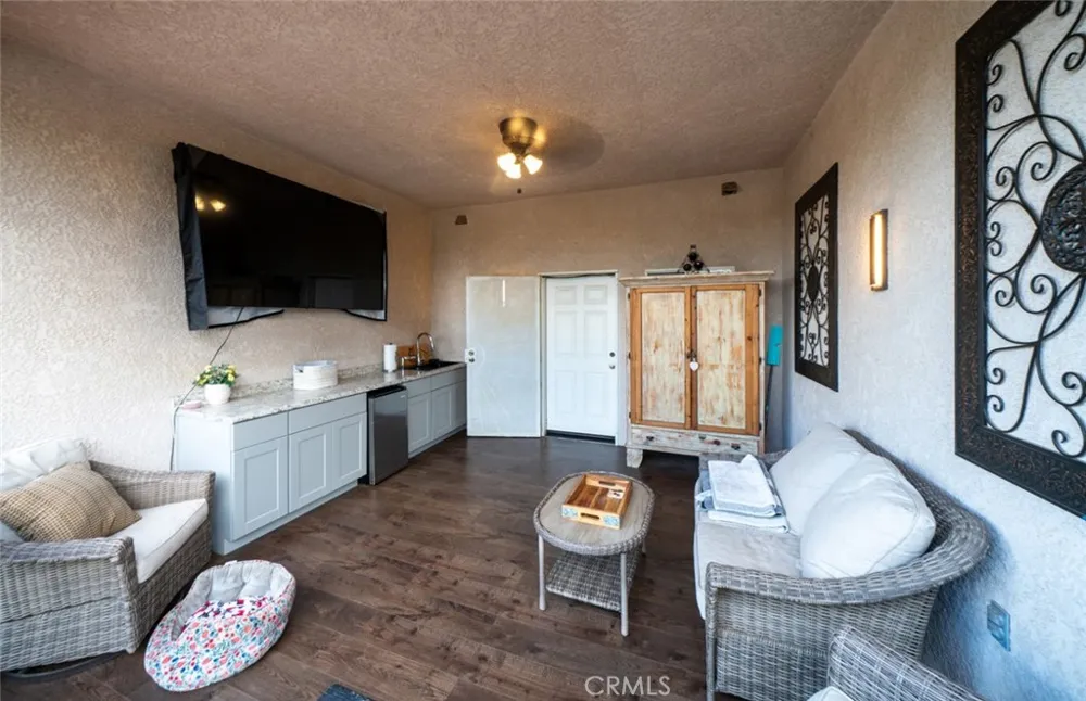 37143 Avenue 16 Madera, CA 93636