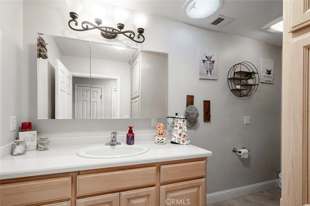 37143 Avenue 16 Madera, CA 93636