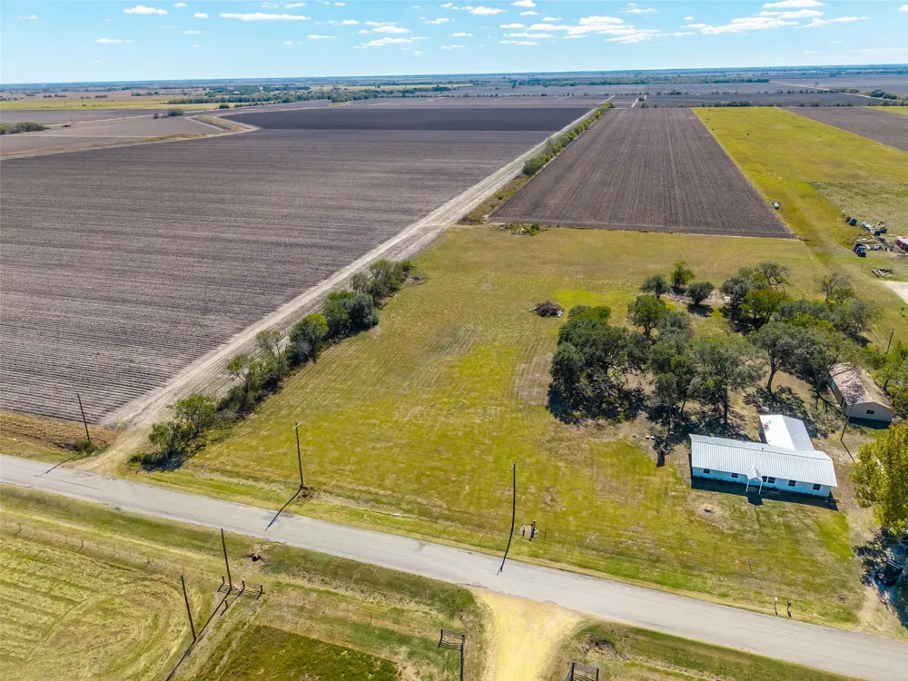 County Road 312 Louise, TX 77455