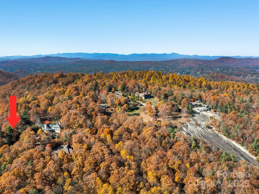 707 Overlook Drive Flat Rock, NC 28731