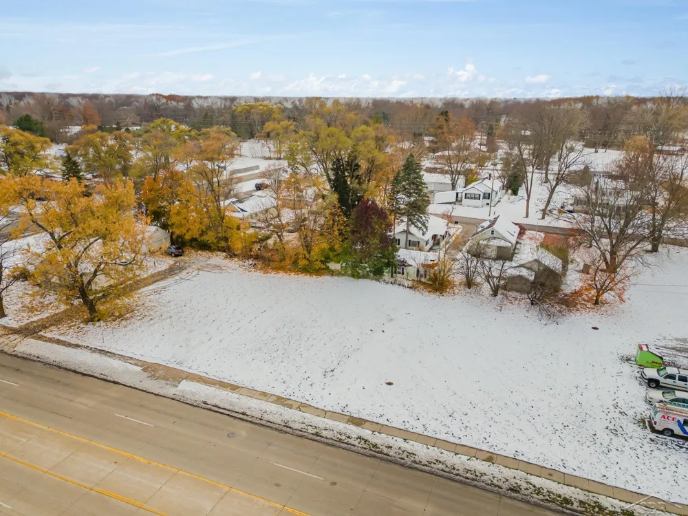 6250 Dixie Highway Bridgeport Charter Township, MI 48722