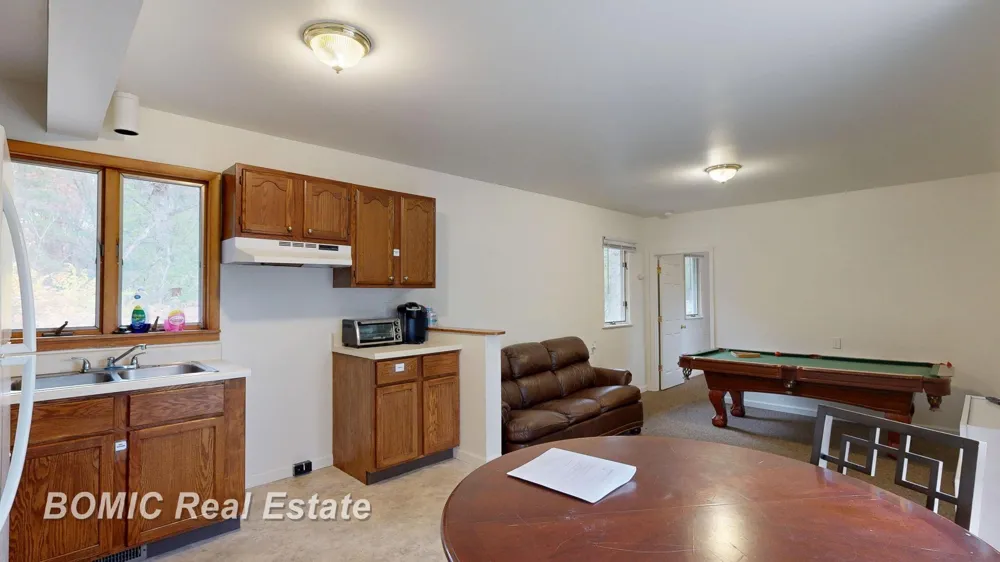 3700 Saginaw Road Midland City, MI 48640