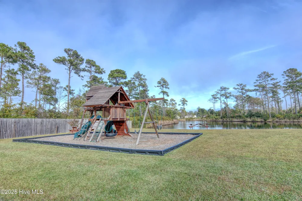 351 Landon Lane Sneads Ferry, NC 28460