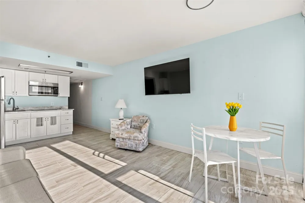 2310 Ocean Boulevard #202 Myrtle Beach, SC 29577