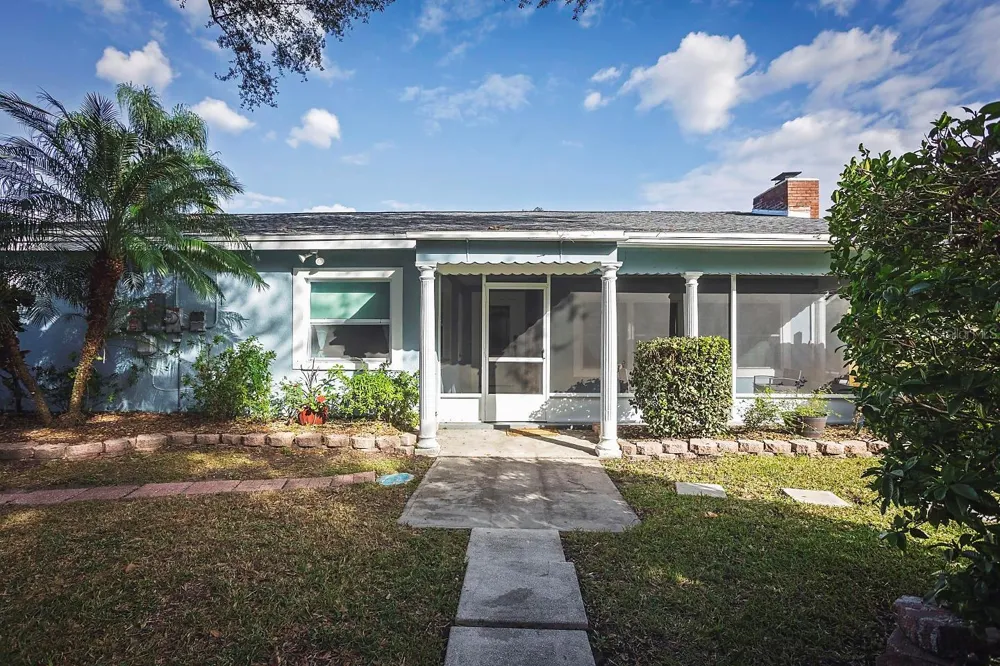 2614 FAIRVIEW AVENUE Seffner, FL 33584