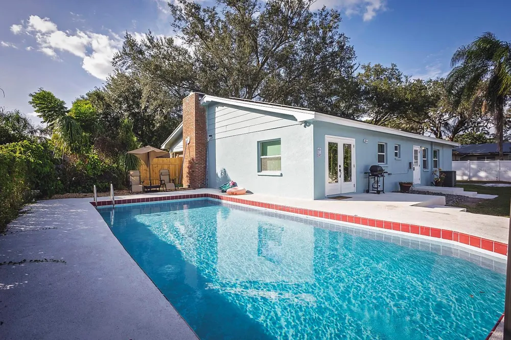 2614 FAIRVIEW AVENUE Seffner, FL 33584