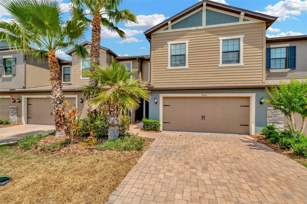 28516 TRANQUIL LAKE CIRCLE Wesley Chapel, FL 33543