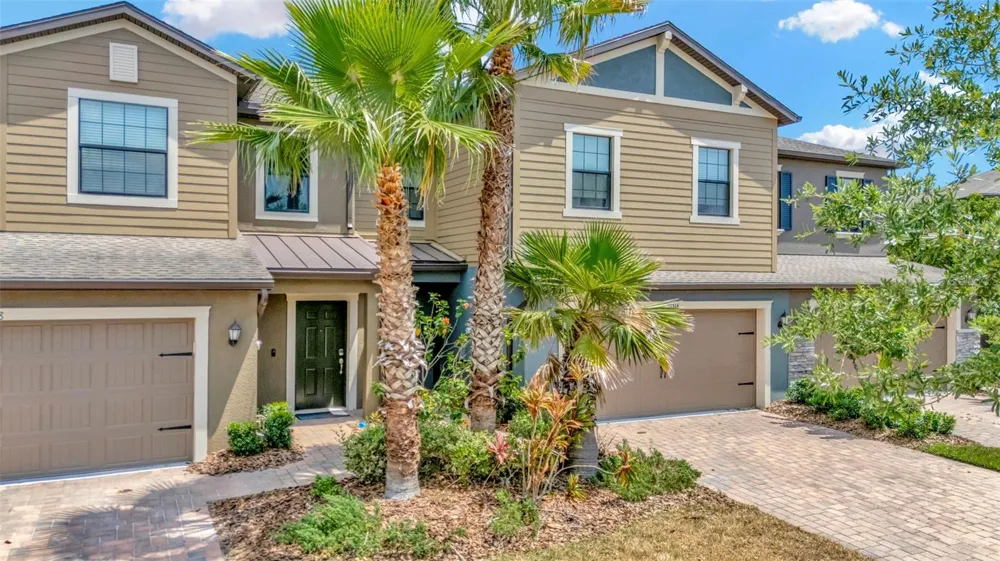 28516 TRANQUIL LAKE CIRCLE Wesley Chapel, FL 33543
