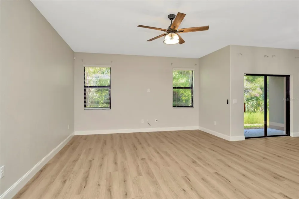 28516 TRANQUIL LAKE CIRCLE Wesley Chapel, FL 33543