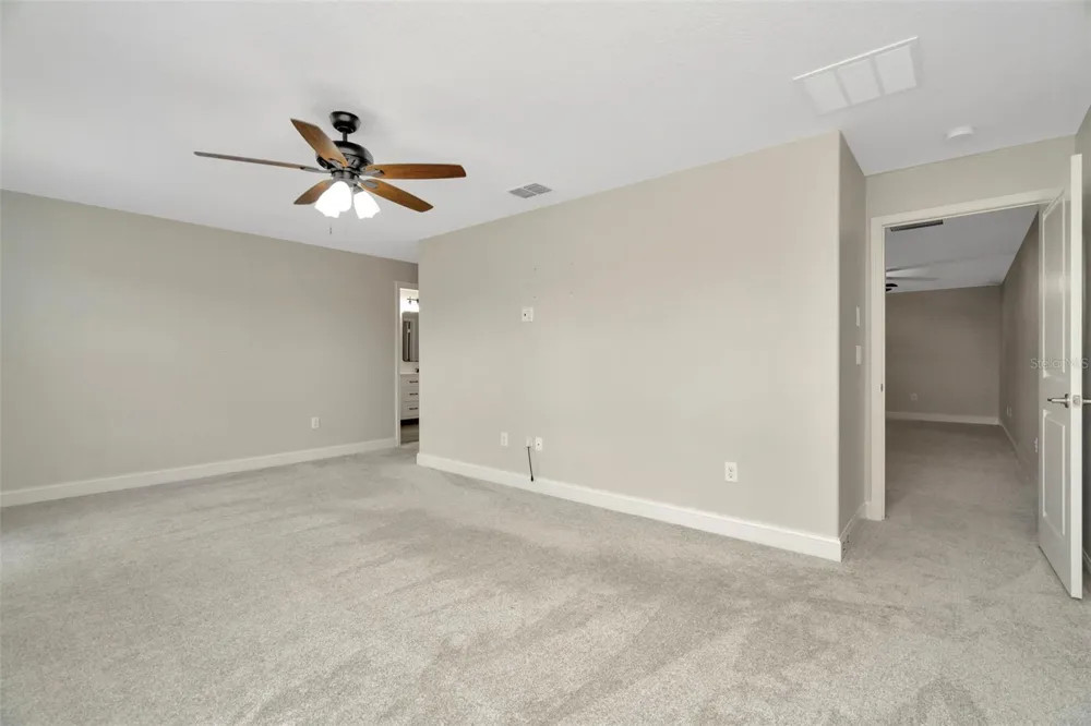 28516 TRANQUIL LAKE CIRCLE Wesley Chapel, FL 33543