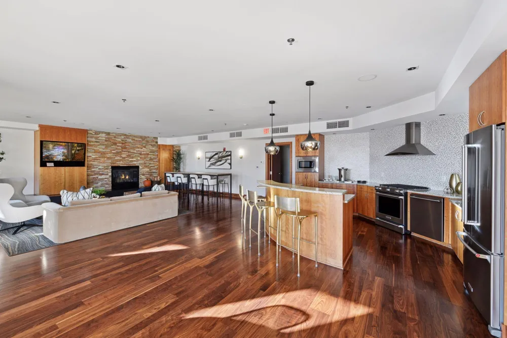4201 Sunset Drive #N220 Spring Park, MN 55384