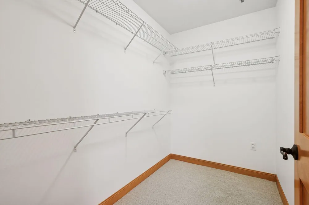 4201 Sunset Drive #N220 Spring Park, MN 55384