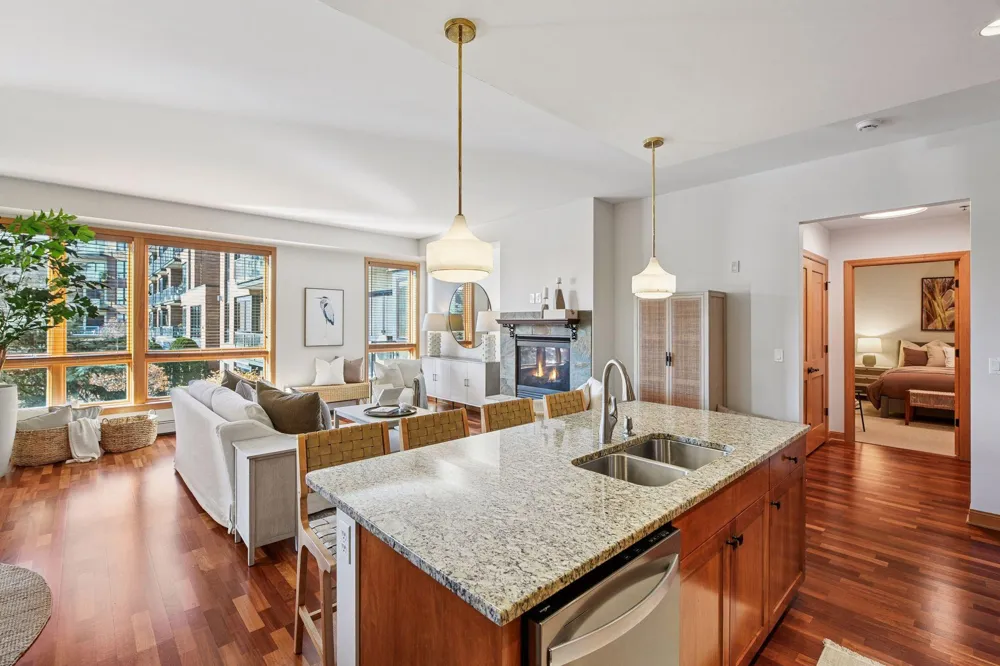 4201 Sunset Drive #N220 Spring Park, MN 55384