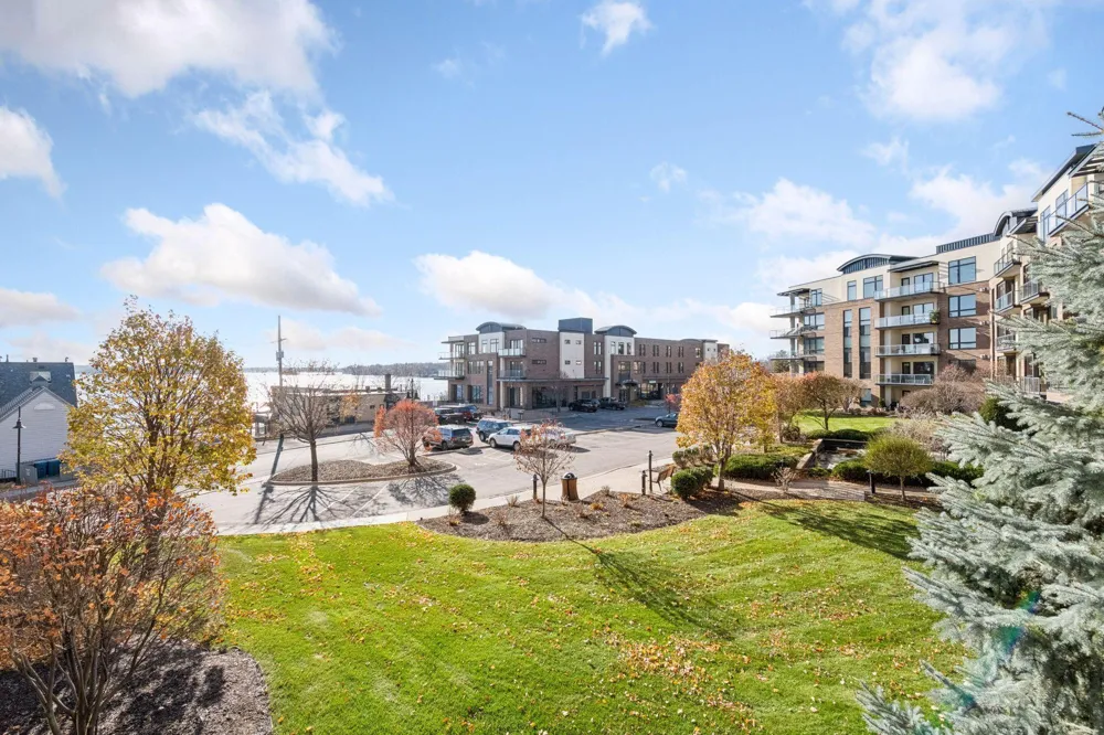 4201 Sunset Drive #N220 Spring Park, MN 55384