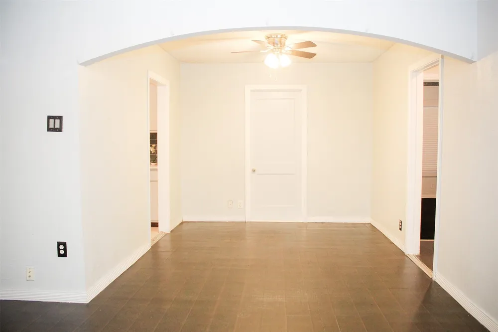 1318 S Ewing Avenue Dallas, TX 75216