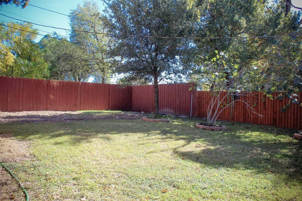 1318 S Ewing Avenue Dallas, TX 75216