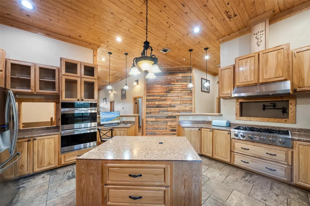 6950 Fm 945 Coldspring, TX 77331