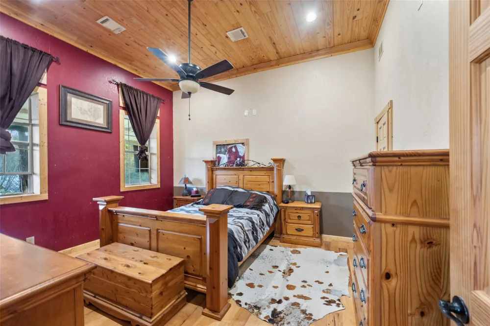 6950 Fm 945 Coldspring, TX 77331
