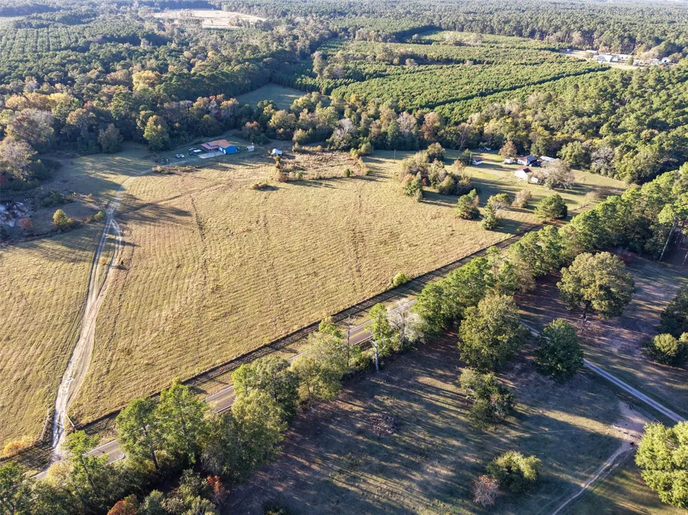 6950 Fm 945 Coldspring, TX 77331